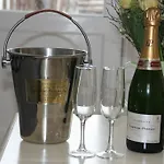 Couette-café Villa Humlebaek B&B *
