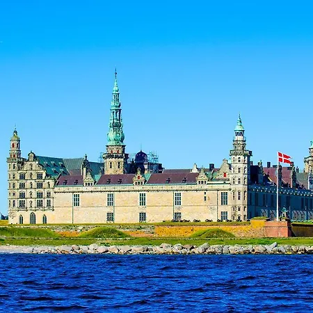 Villa Humlebaek B&B *