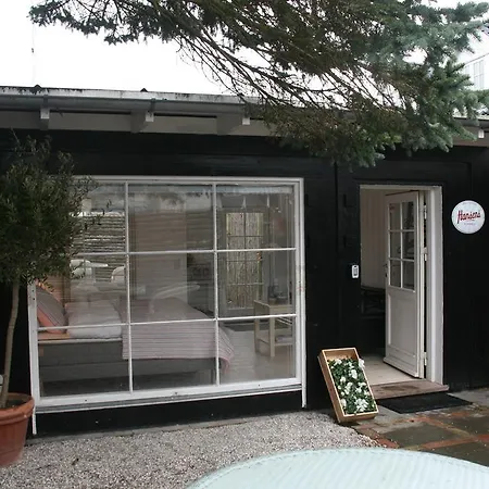胡姆勒拜克住宿加早餐旅馆 住宿加早餐酒店 Humlebæk
