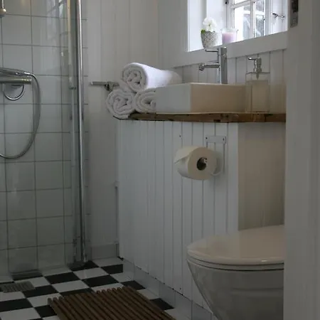 Villa Humlebaek B&B *